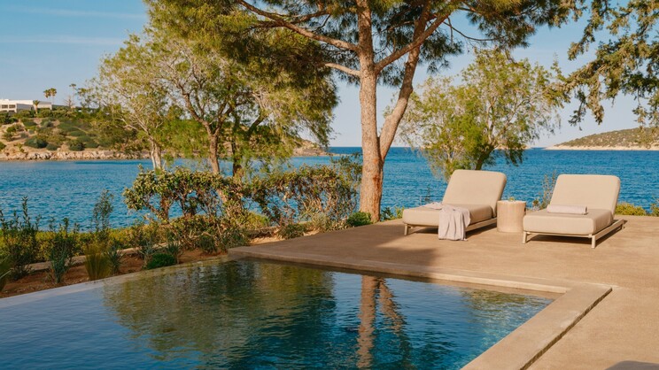 Minos Beach Art Hotel